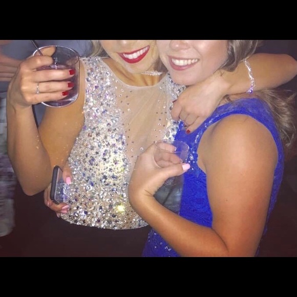 Prom/Formal Dress - Picture 3 of 5